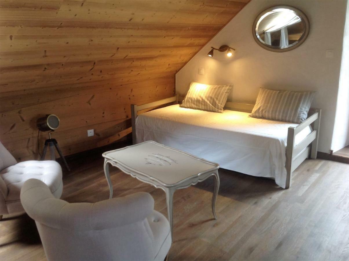 Chambres D'Hotes Des Lodges De La Cascade Yenne Exteriér fotografie