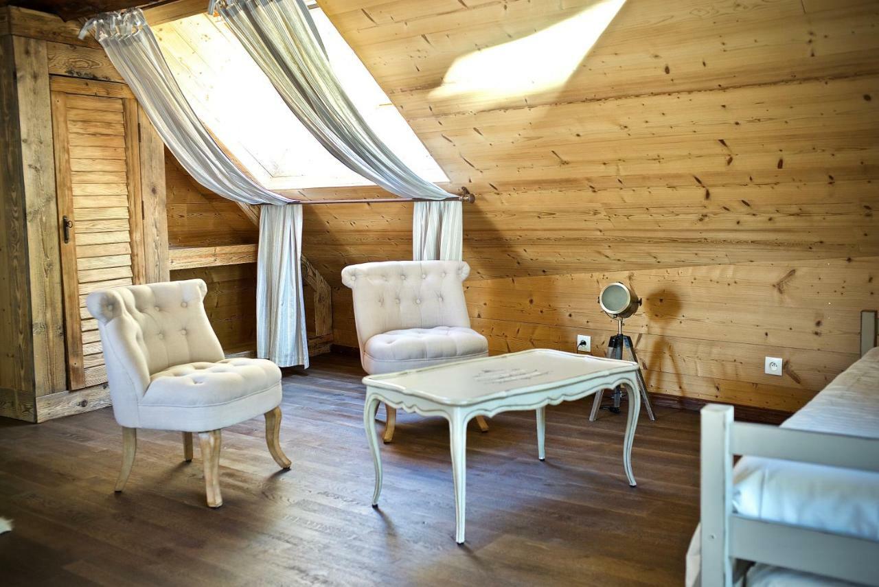 Chambres D'Hotes Des Lodges De La Cascade Yenne Exteriér fotografie